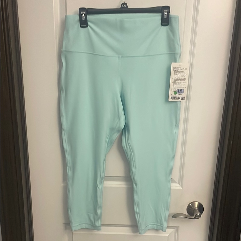 Lululemon Align HR Crop 23”